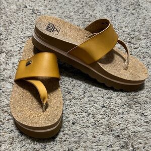 Reef platform Sandals